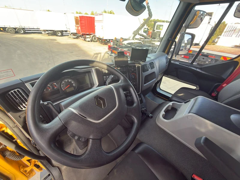 RENAULT D16.240 - Imagen 3