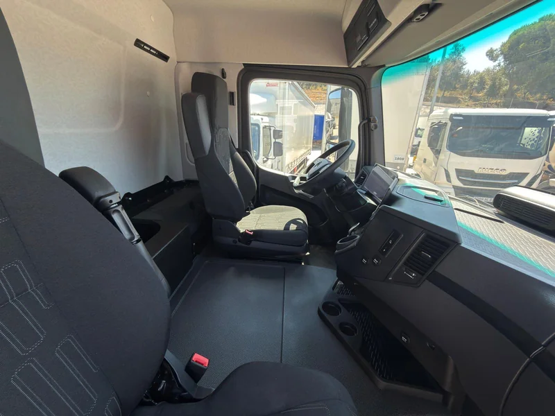 MERCEDES BENZ 28.40L Actros - Imagen 9
