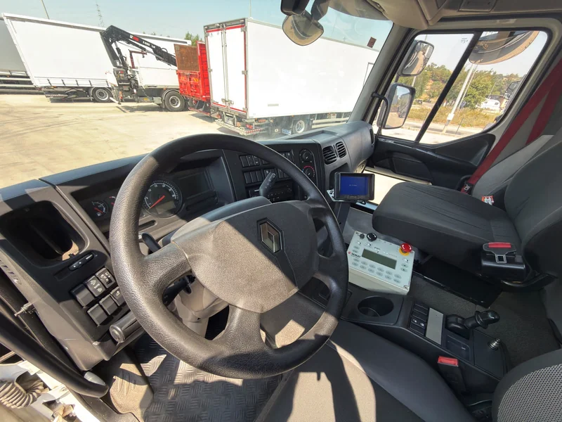 RENAULT D WIDE 26.320 - Imagen 5