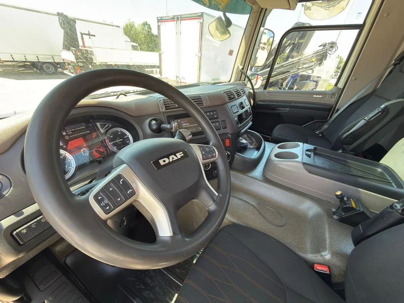 DAF CF370 - Imagen 9