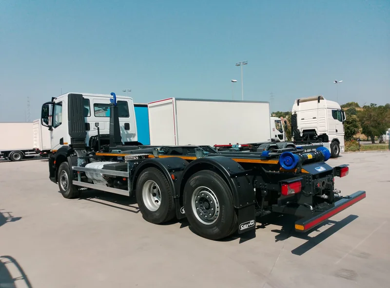 IVECO AD280X40 YPS ON X-WAY - Imagen 7