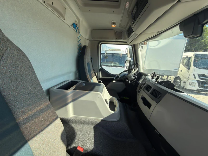 VOLVO FE320 - Imagen 8