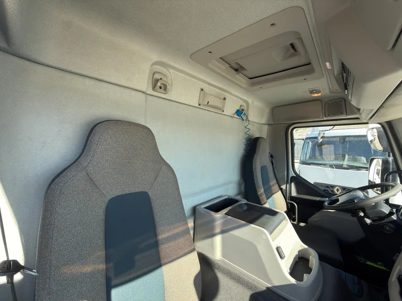 VOLVO FE320 - Imagen 9