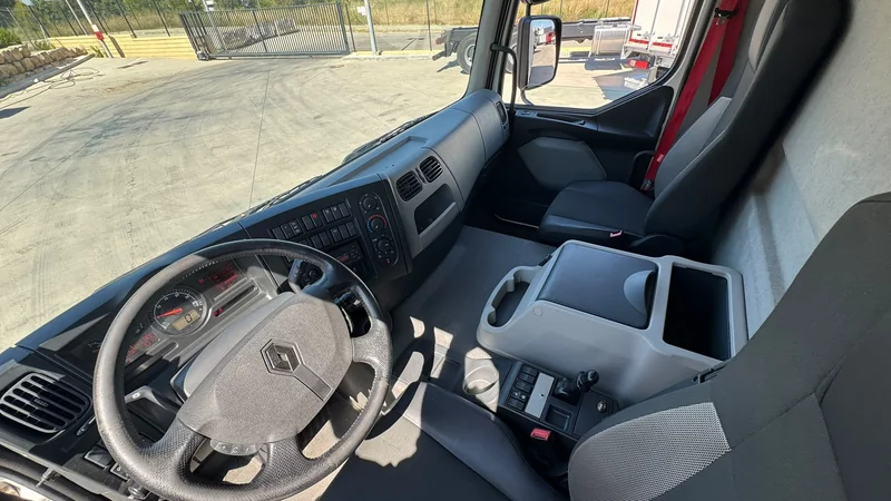 RENAULT D280 - Imagen 5