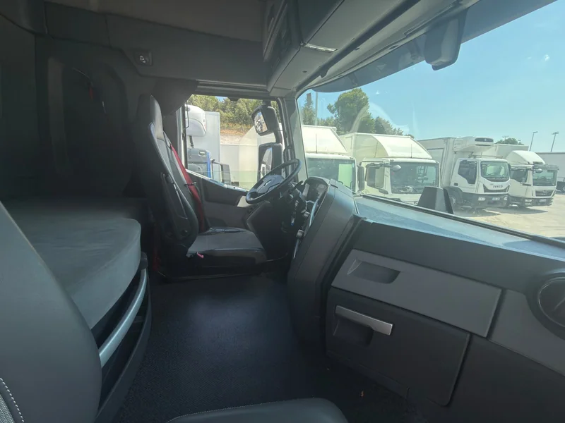 RENAULT T430 - Imagen 9