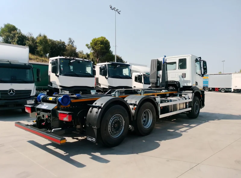 IVECO AD280X40 YPS ON X-WAY - Imagen 8