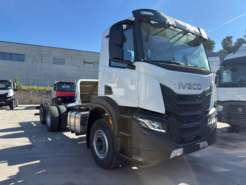 IVECO AD280X46 YPS ON+ X-WAY - Imagen 2