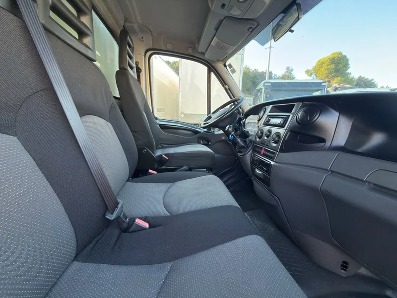 IVECO 70C17 Daily - Imagen 8