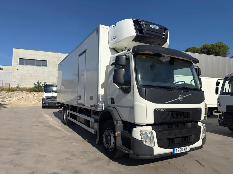 VOLVO FE320 - Imagen 2