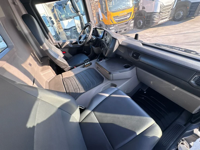 SCANIA P280 - Imagen 8