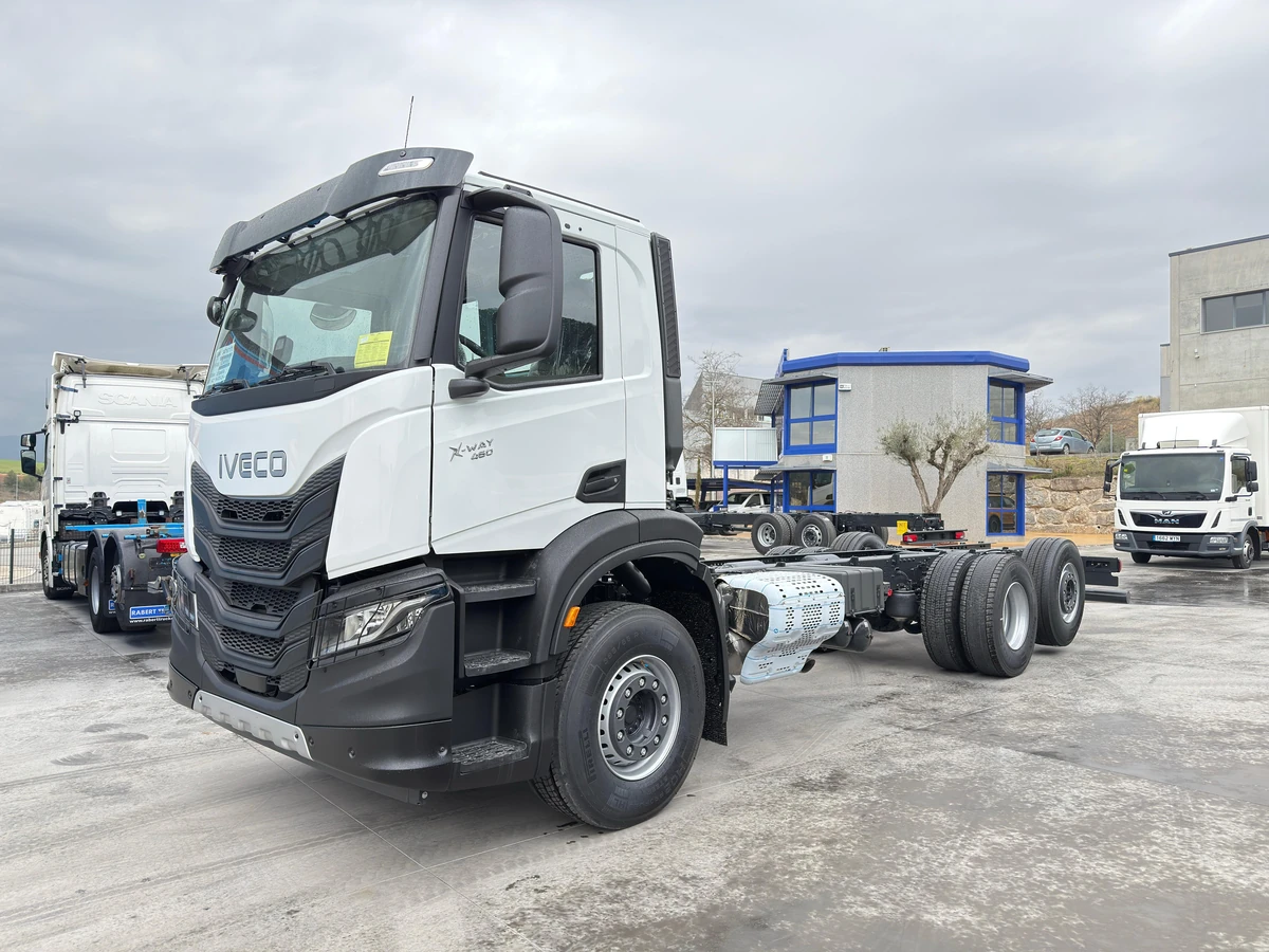 IVECO AD280X46 YPS ON X-Way