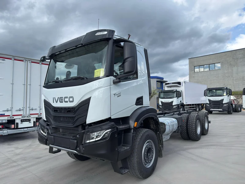 IVECO AD380T46 - Imagen 1