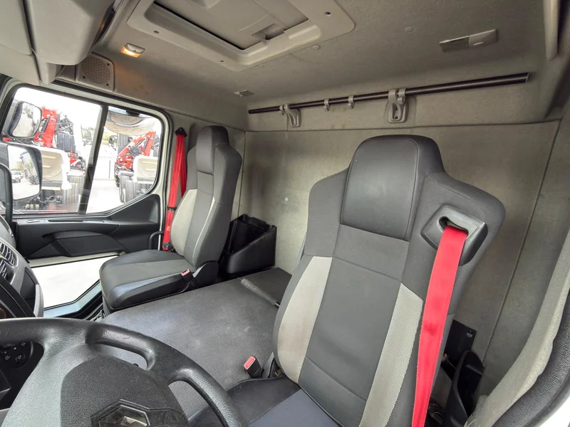 RENAULT D19 - Imagen 6