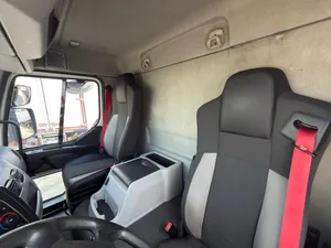 RENAULT D14.210 - Imagen 6